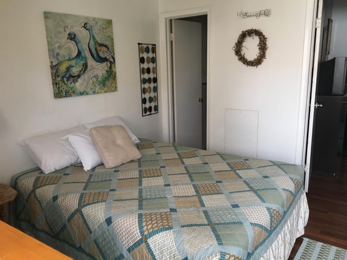 Caliente Midway Motel מראה חיצוני תמונה